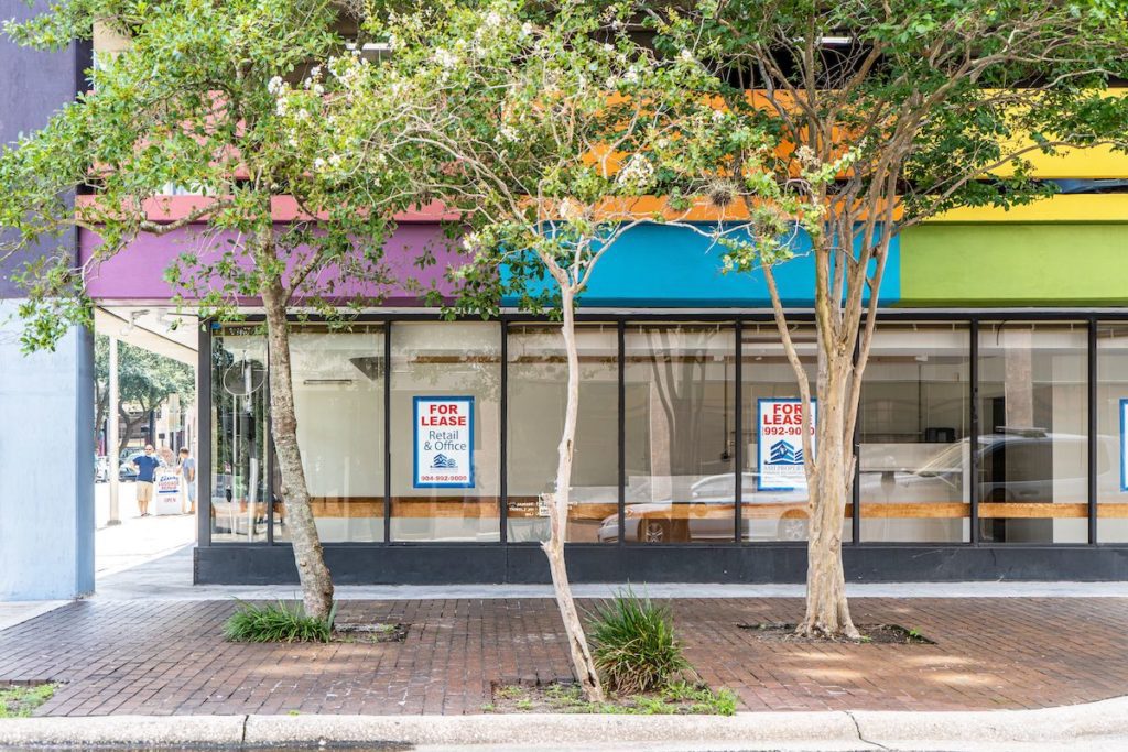 Center Spotlight Truist Tower (formerly BB&T) Ash Properties